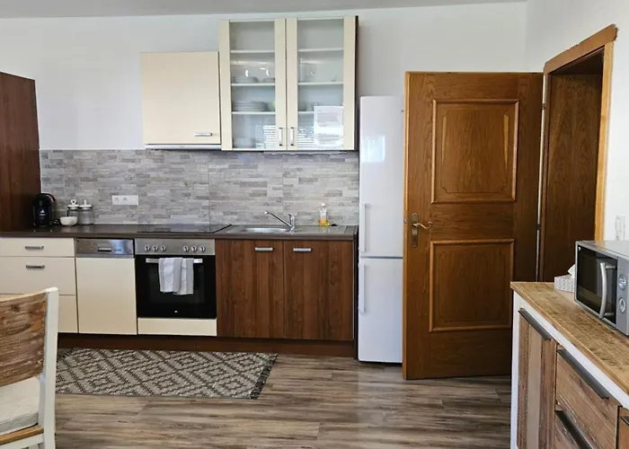 Reindl 2 Summer Card Included アパート *